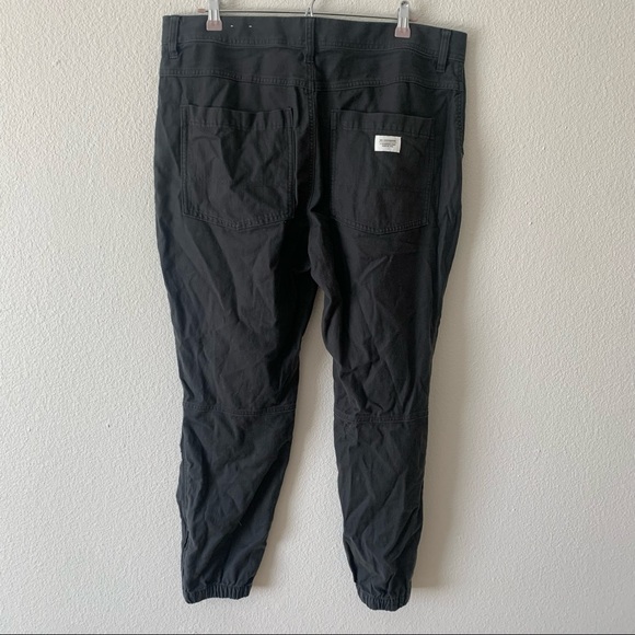 REI Co-op Hiking Trailsmith Jogger Pant Pirate Black Size 16. - Picture 10 of 16